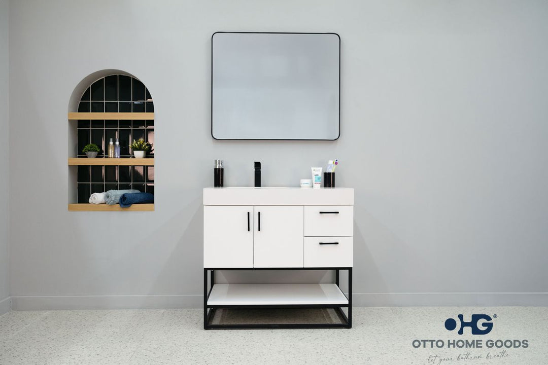 Otto Solana Vanity