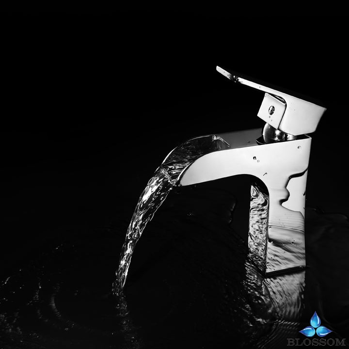 Single Handle Lavatory Faucet - Chrome F01 103 01