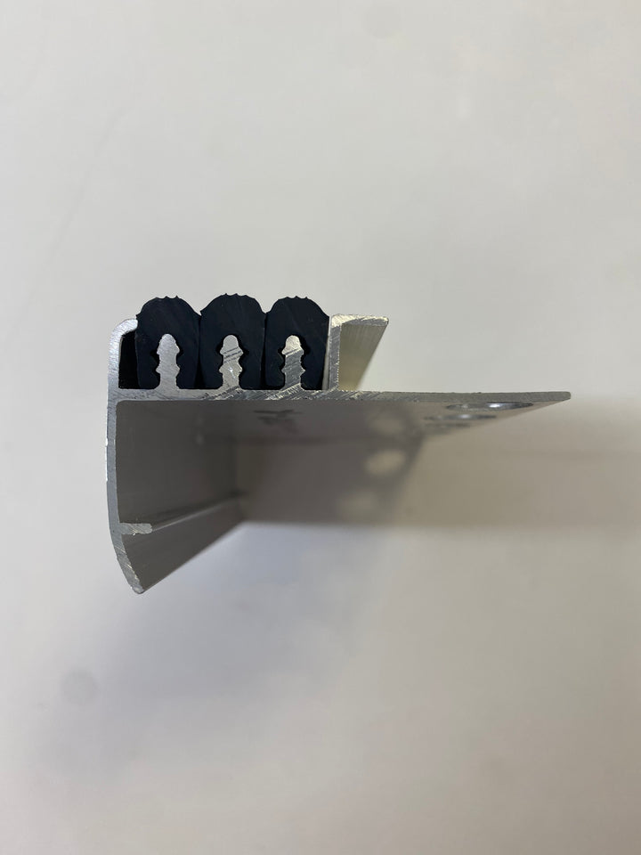 Stair Nosing Anti-Slip Step Tread Metal and Rubber 8 feet