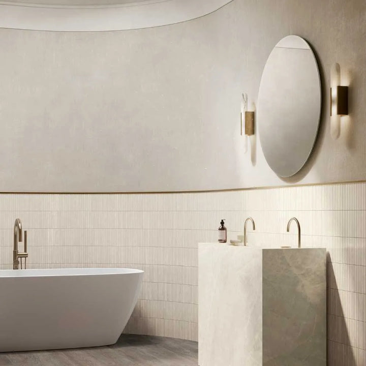 Saint-Tropez ®    (CTS)