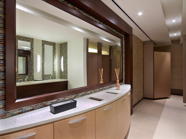 Icestone       White Pearl     Series ®    (ICE)