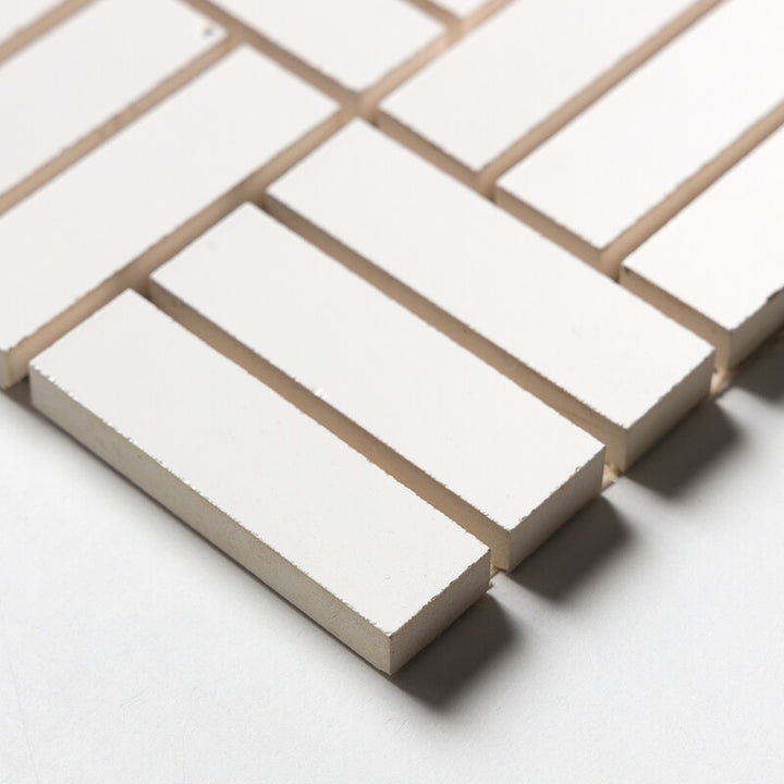 Royal White Glossy Crosshatch Ceramic Mosaic (MYS)