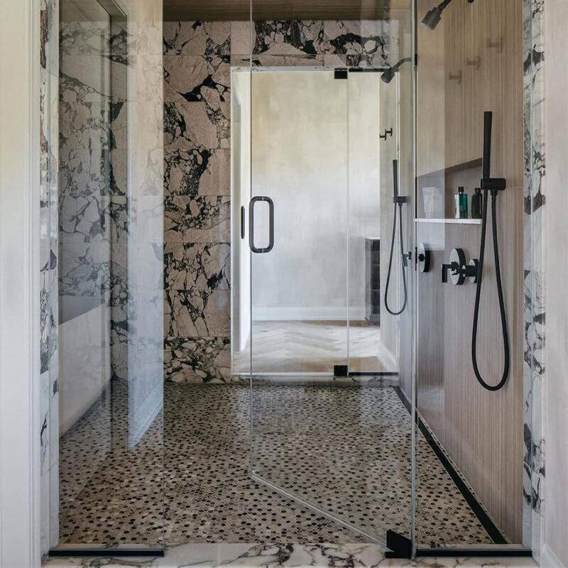 Calacatta Viola Honed Penny Round Marble Mosaic (MYS)