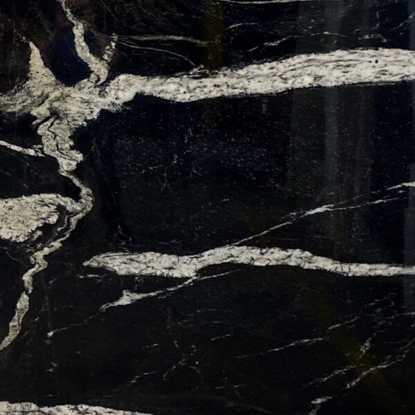 Granite Collection– Lot 2433 ®    (AST)