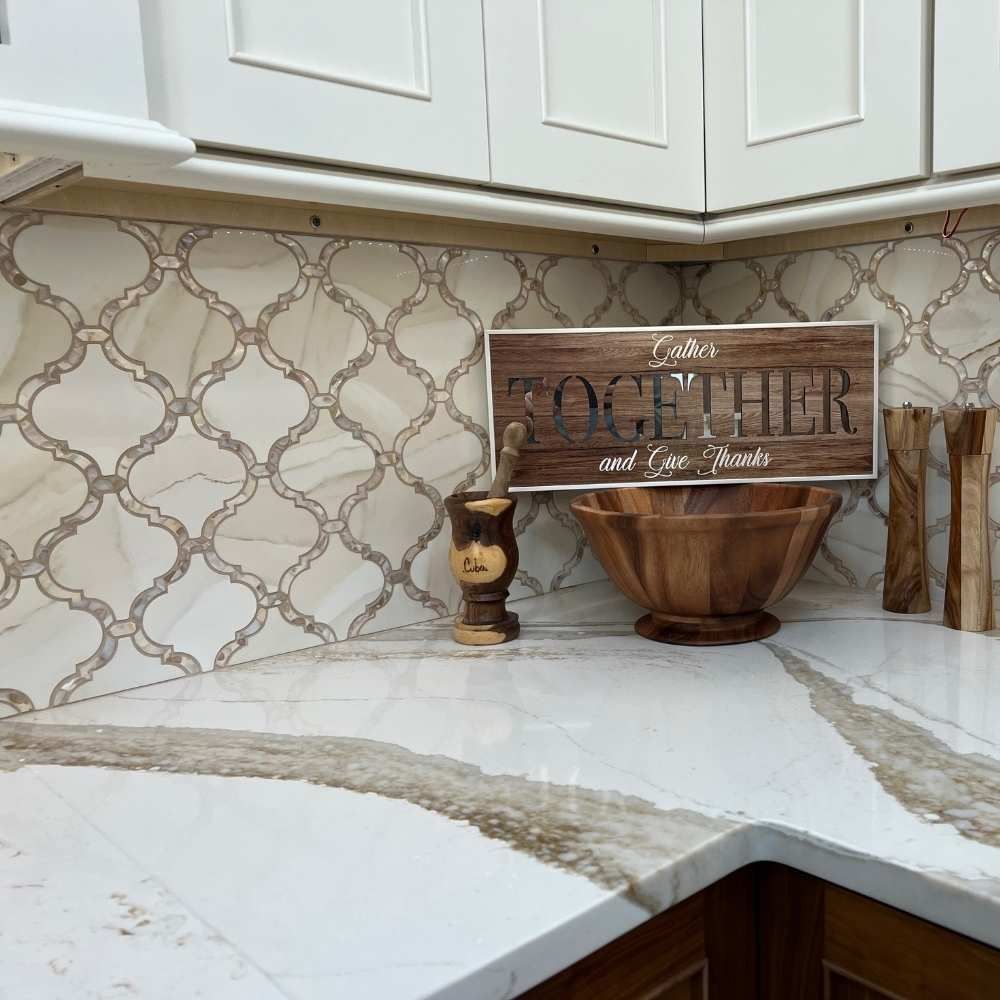 Porcelanosa          Akoya Pearl        Series